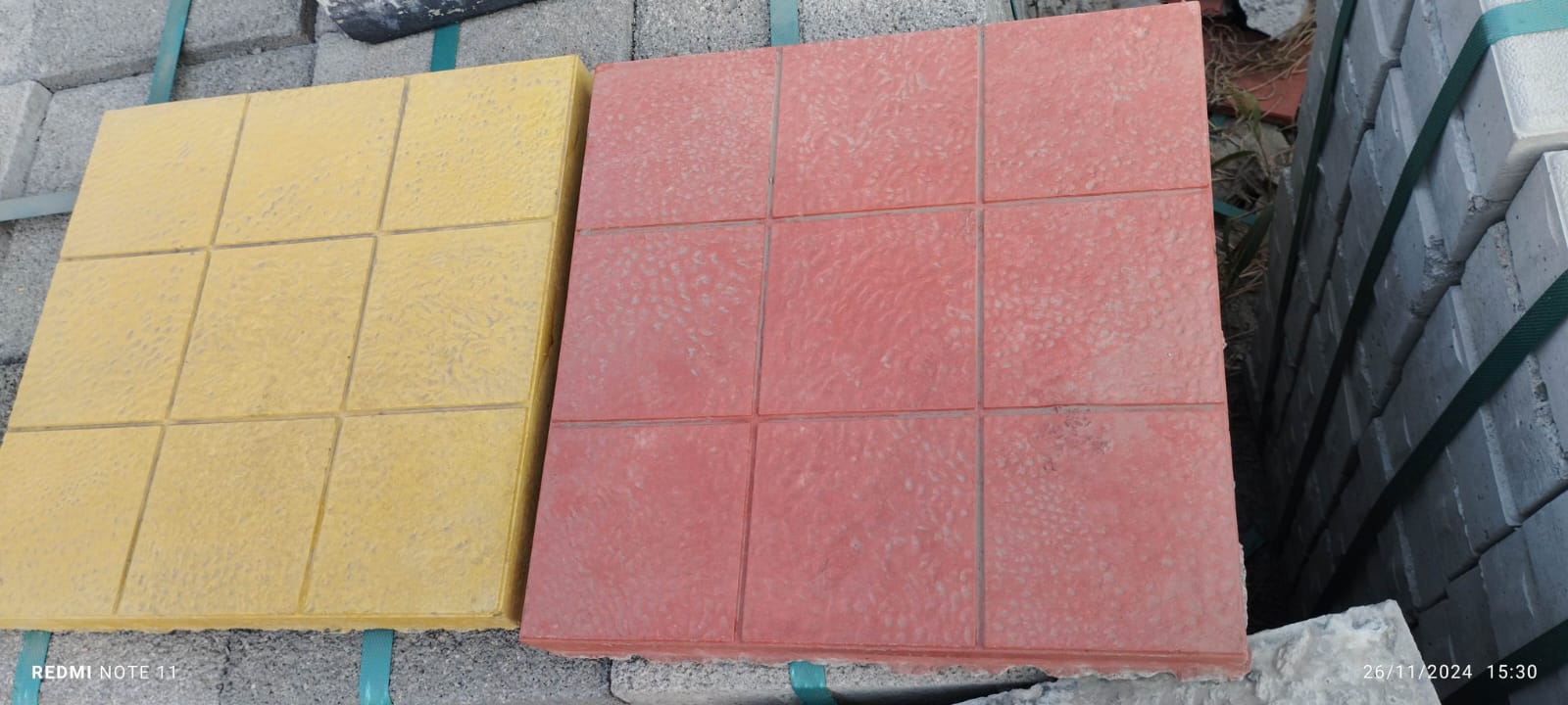 9 Square Red-Yellow Chequered Tile